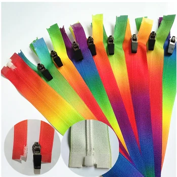 30 cm (12 palcov) 10pcs 3# farba nylon otvorenie zipsy, vhodná pre odevov a textílií pre domácnosť
